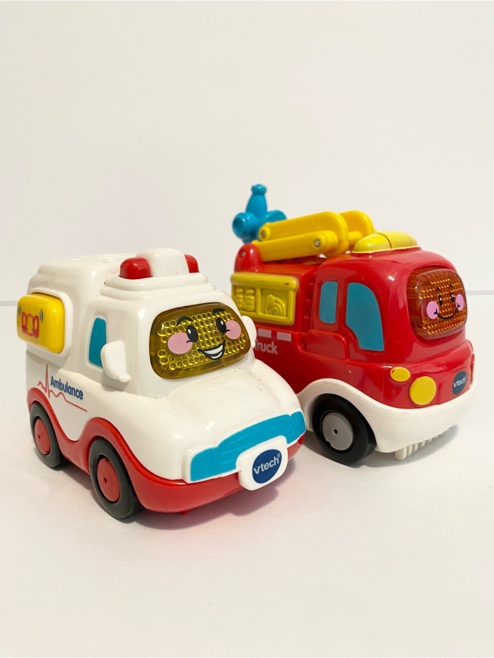 VTech Go Go Smart Wheels Rescue Vehicles Ambulance Fire truck Toy Car Lot Bundle